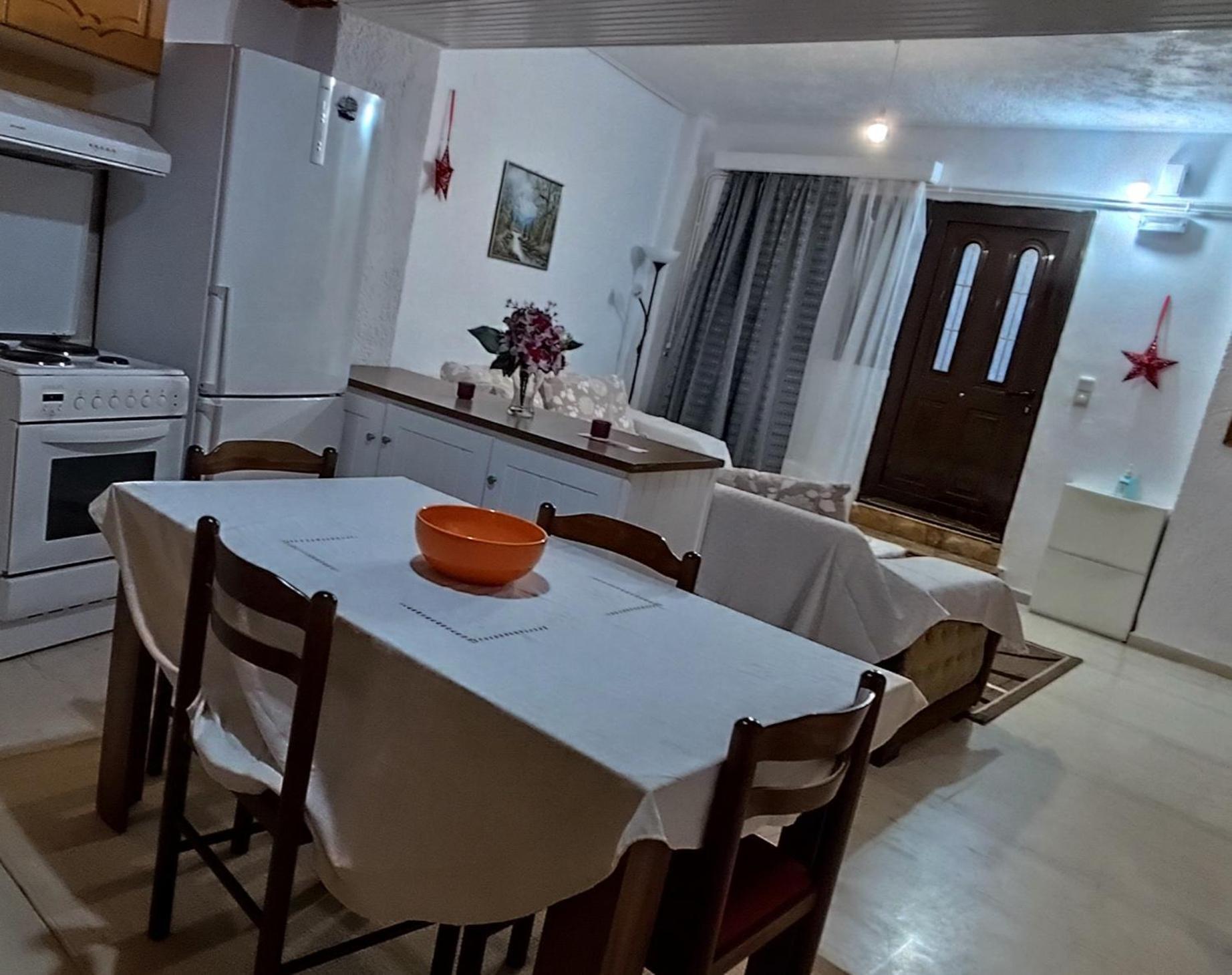 Ευρύχωρο Και Άνετο Διαμέρισμα Στην Ιτέα Joanna'S Apartment Kirra المظهر الخارجي الصورة