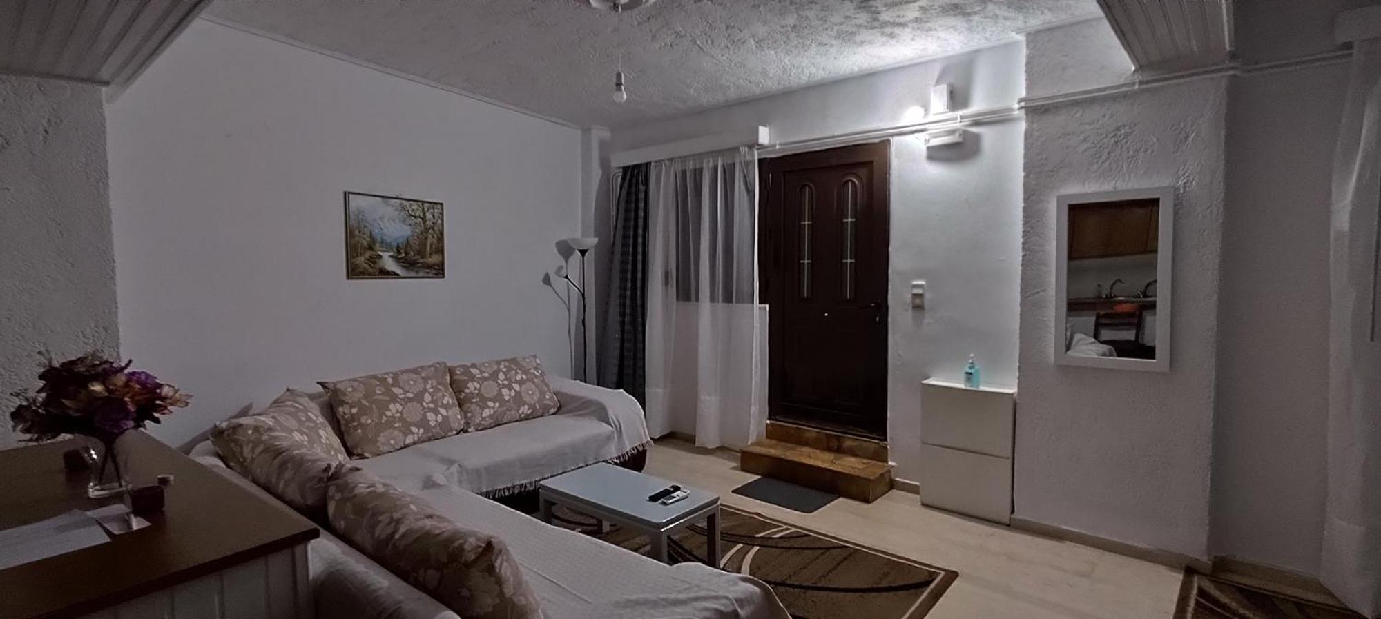Ευρύχωρο Και Άνετο Διαμέρισμα Στην Ιτέα Joanna'S Apartment Kirra المظهر الخارجي الصورة